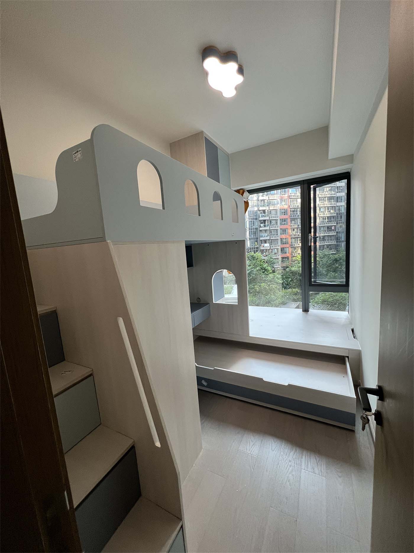全屋訂製之無縫連接：小戶型打造高端家居新典範